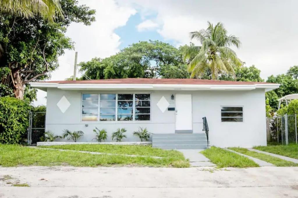 Modern 5 Bedroom Miami Home 15 Min To The Beach 외부 사진