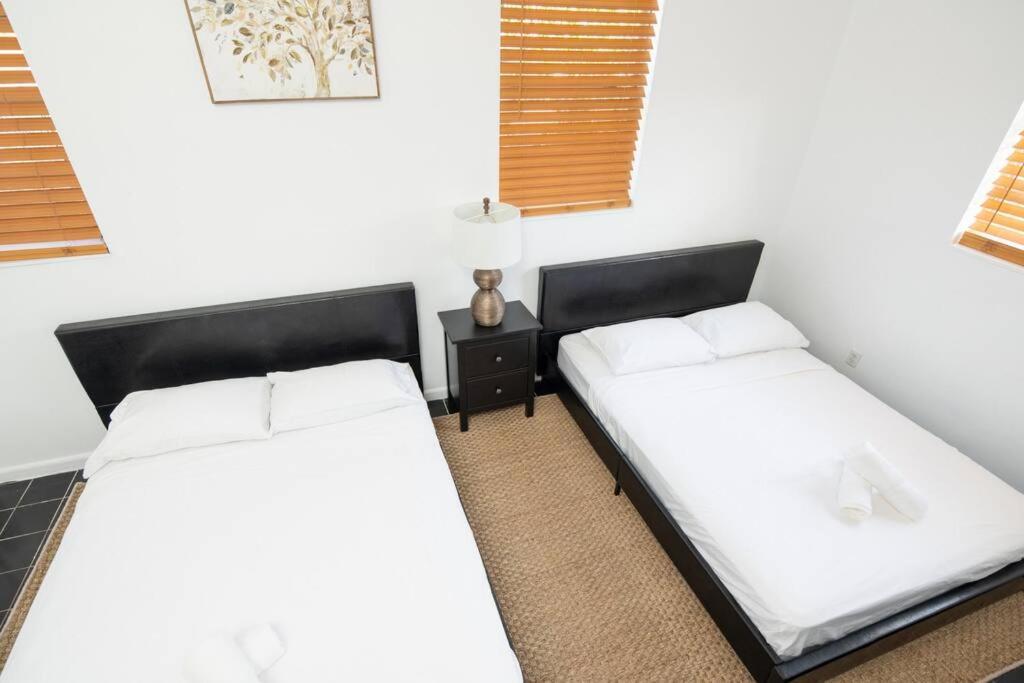 Modern 5 Bedroom Miami Home 15 Min To The Beach 외부 사진